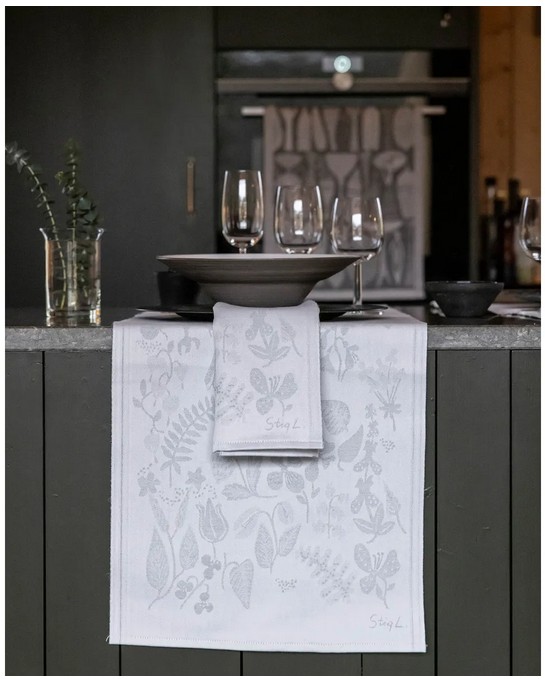 Herbarium, loper placemat servet, 55% katoen 45% linnen, jacquard weving, Ekelund (Zweden)